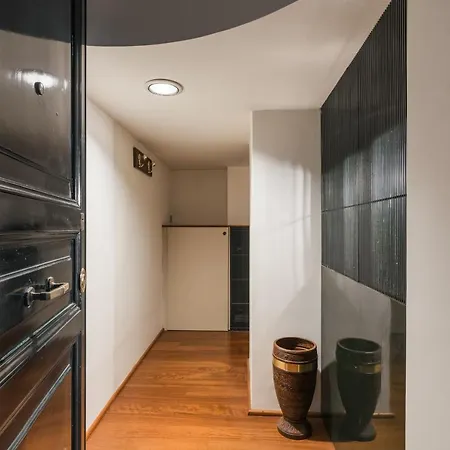 Iflat Pantheon 's Gem Lägenhet