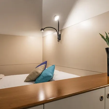 Iflat Pantheon 's Gem Lägenhet